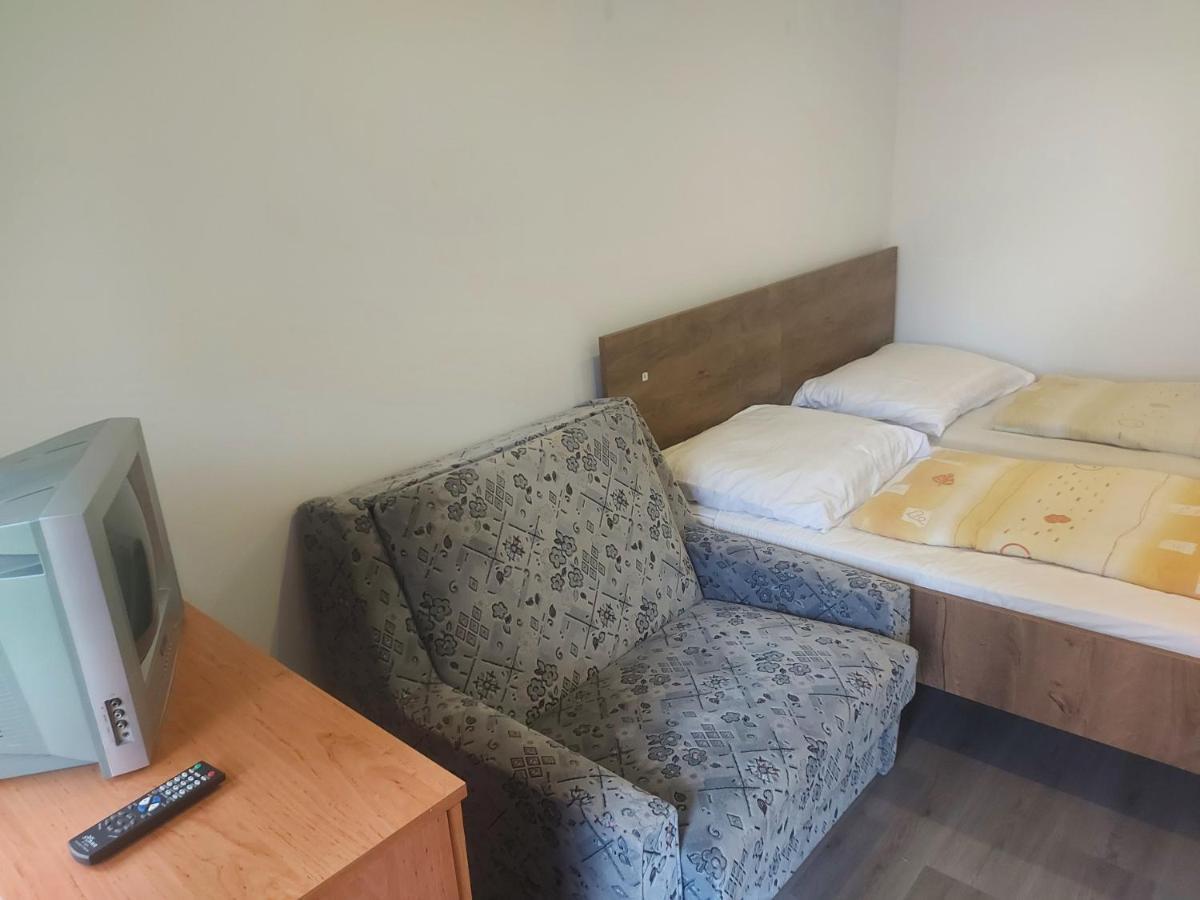 Hullám Panzió Hajdúszoboszló Exterior foto