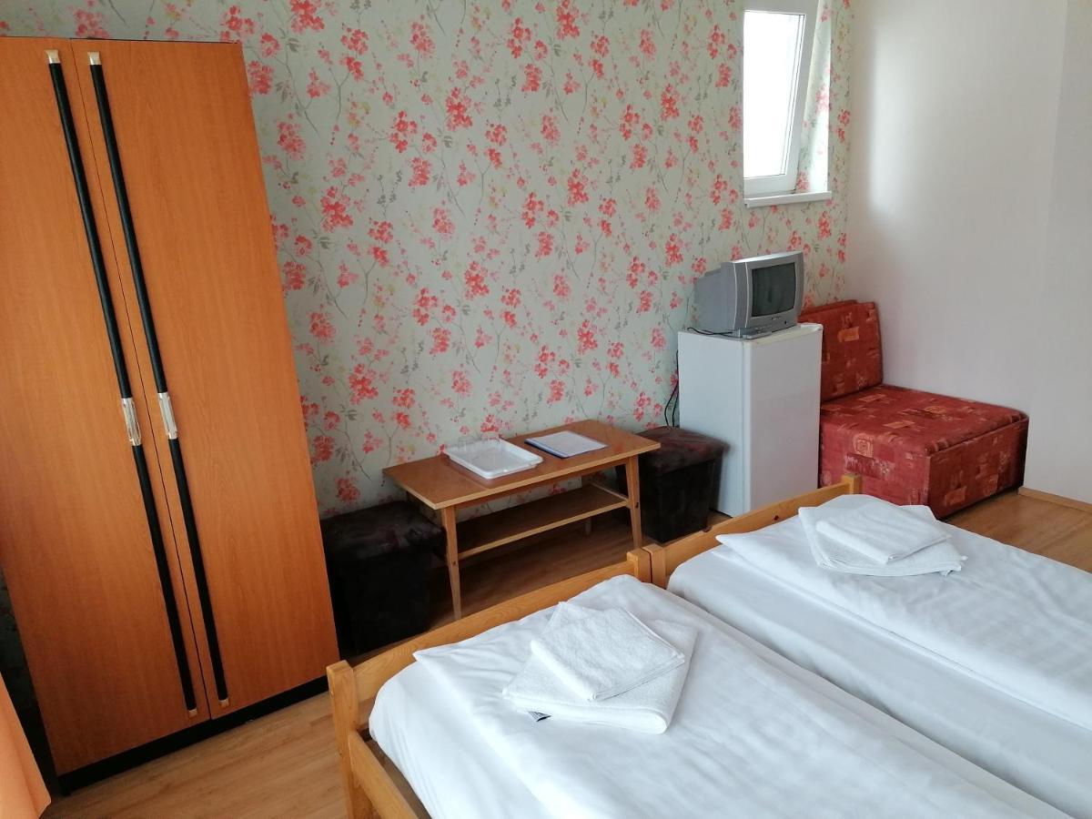 Hullám Panzió Hajdúszoboszló Exterior foto