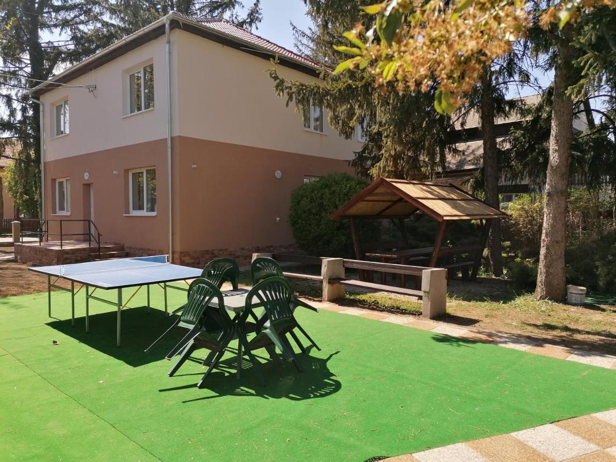 Hullám Panzió Hajdúszoboszló Exterior foto