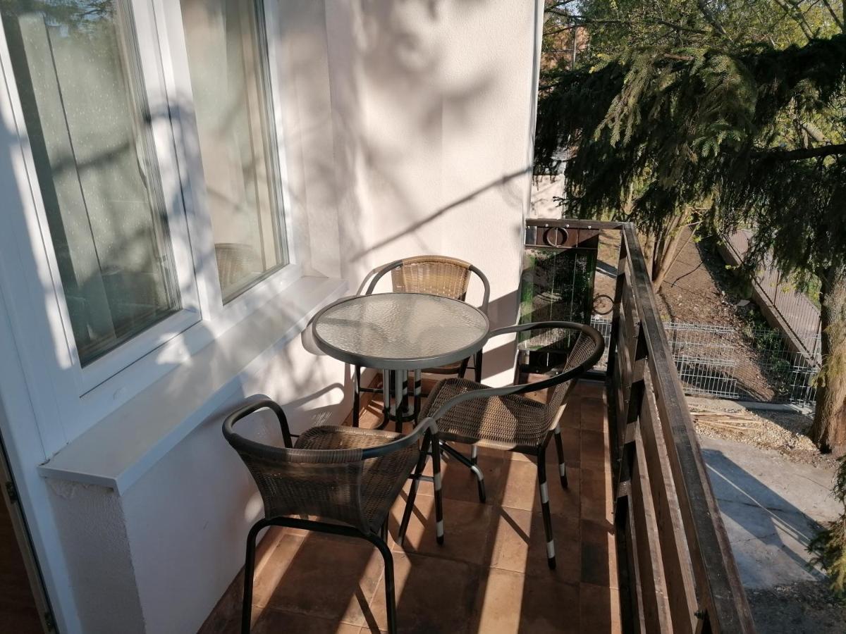 Hullám Panzió Hajdúszoboszló Exterior foto